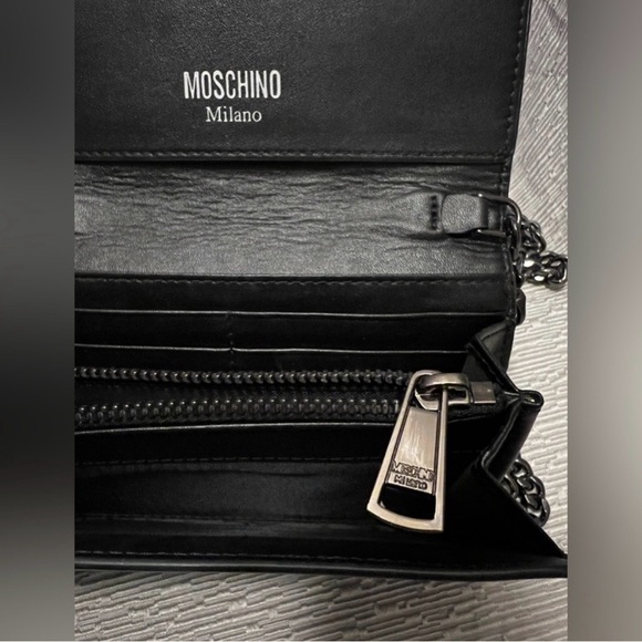 Moschino Transformer Teddy Crossbody Wallet - Picture 9 of 10